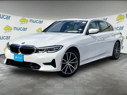 Used 2019 BMW 330i xDrive Sedan w/ Premium Package image 3