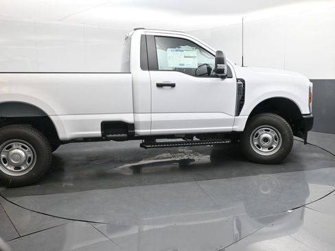 New 2026 Ford F250 XL w/ F-250 >10K GVWR Package AWD/4WD image 22