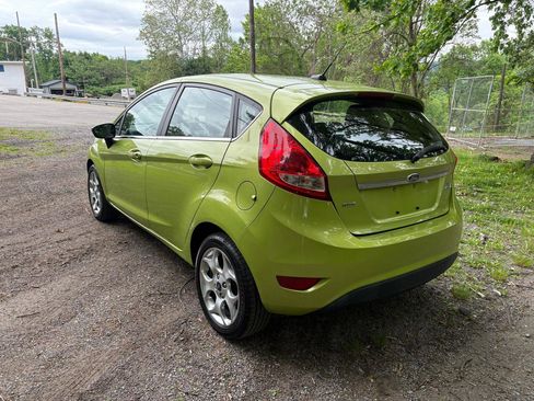 Used 2011 Ford Fiesta SES w/ 301A Rapid Spec Order Code FWD image 5