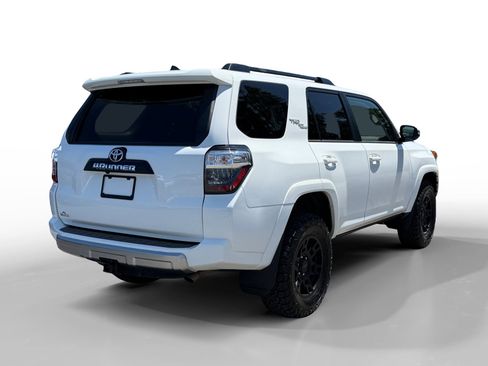 Used 2023 Toyota 4Runner TRD Off-Road Premium AWD/4WD image 5
