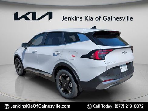 New 2026 Kia Sportage LX image 10