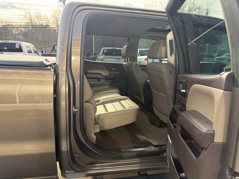 Used 2015 GMC Sierra 2500 Denali w/ Duramax Plus Package image 46