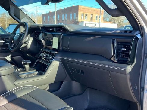 Used 2024 GMC Sierra 1500 AT4X w/ AT4X AEV Edition image 22