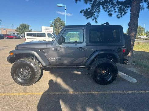 Used 2019 Jeep Wrangler Sport AWD/4WD image 10