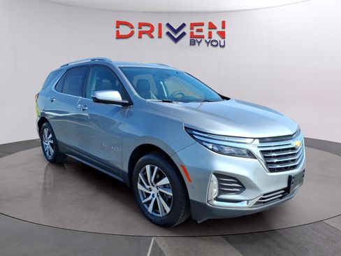 Used 2023 Chevrolet Equinox Premier image 7