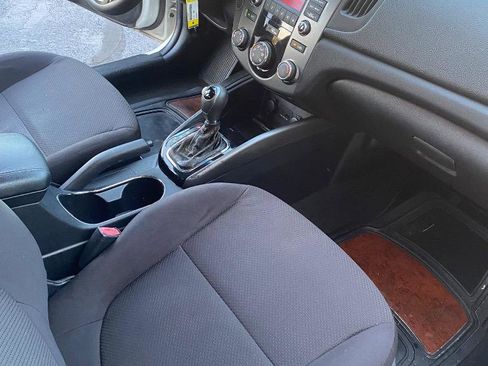 Used 2013 Kia Forte EX image 8
