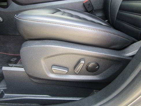 Used 2024 Ford Edge SEL image 12