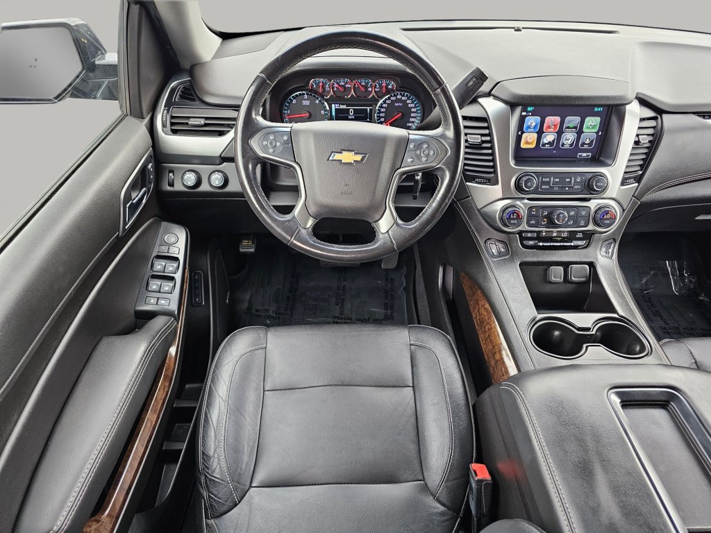 Used 2019 Chevrolet Suburban LT AWD/4WD image 3