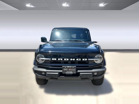 Used 2024 Ford Bronco Outer Banks AWD/4WD image 6