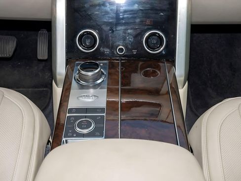 Used 2018 Land Rover Range Rover Supercharged AWD/4WD image 25