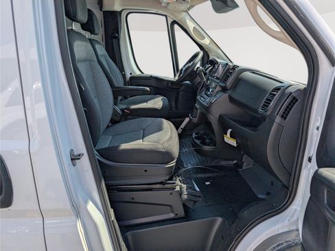 New 2026 RAM ProMaster 1500 w/ Convenience Group FWD image 6
