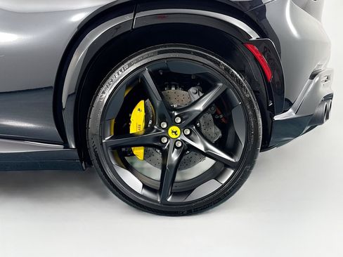 Used 2026 Ferrari Purosangue AWD/4WD image 31