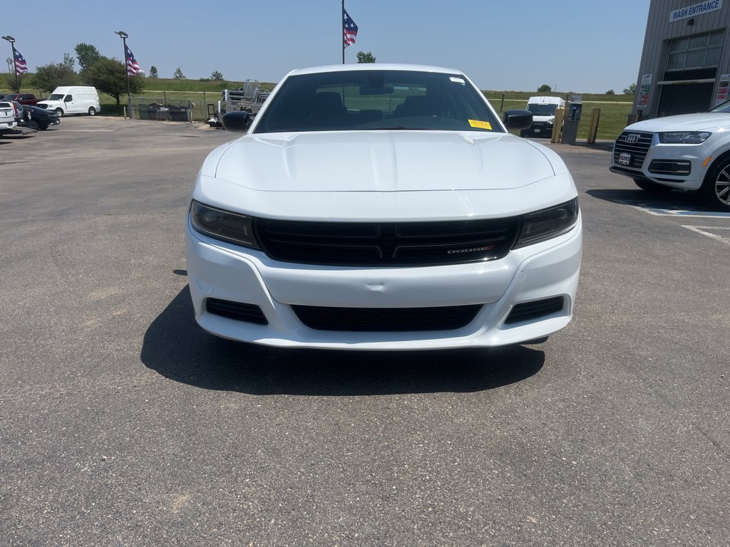 Used 2023 Dodge Charger SXT RWD image 4