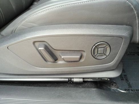 Used 2023 Audi Q4 e-tron Premium Plus w/ Premium Plus image 20