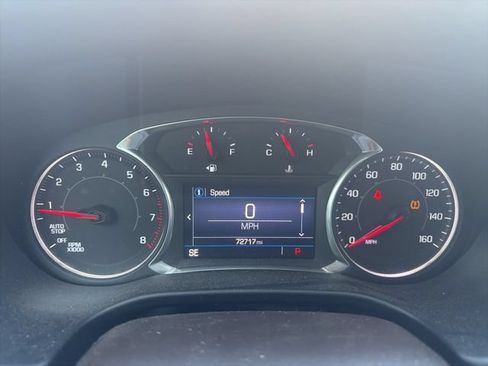 Used 2022 GMC Acadia SLE FWD image 17