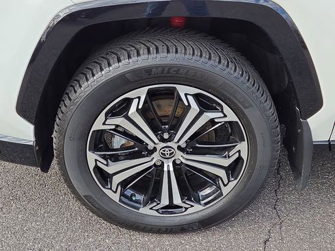 Certified 2022 Toyota RAV4 XSE image 9