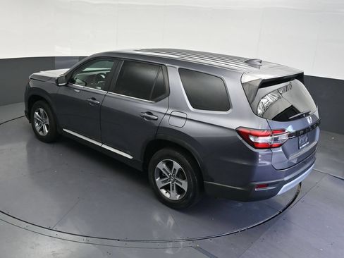 Used 2023 Honda Pilot EX-L image 14