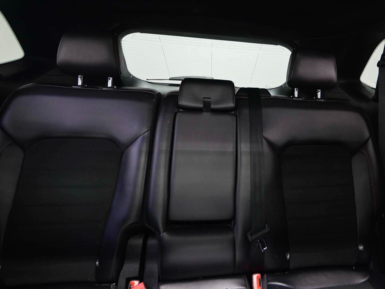 Used 2022 Ford Edge ST-Line AWD/4WD image 9