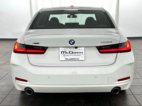 Used 2024 BMW 330i xDrive Sedan w/ Premium Package AWD/4WD image 4