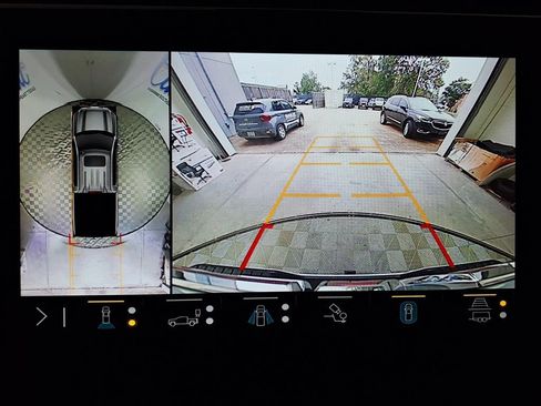 Used 2022 GMC Sierra 1500 Denali image 11