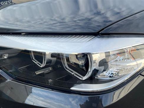 Used 2018 BMW 530e RWD image 26