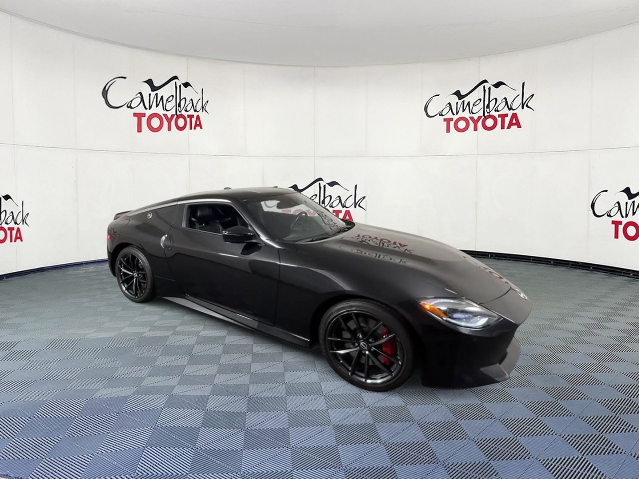 Used 2024 Nissan Z Performance w/ Floor Mat Package RWD image 2