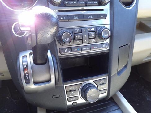 Used 2012 Honda Pilot Touring image 14