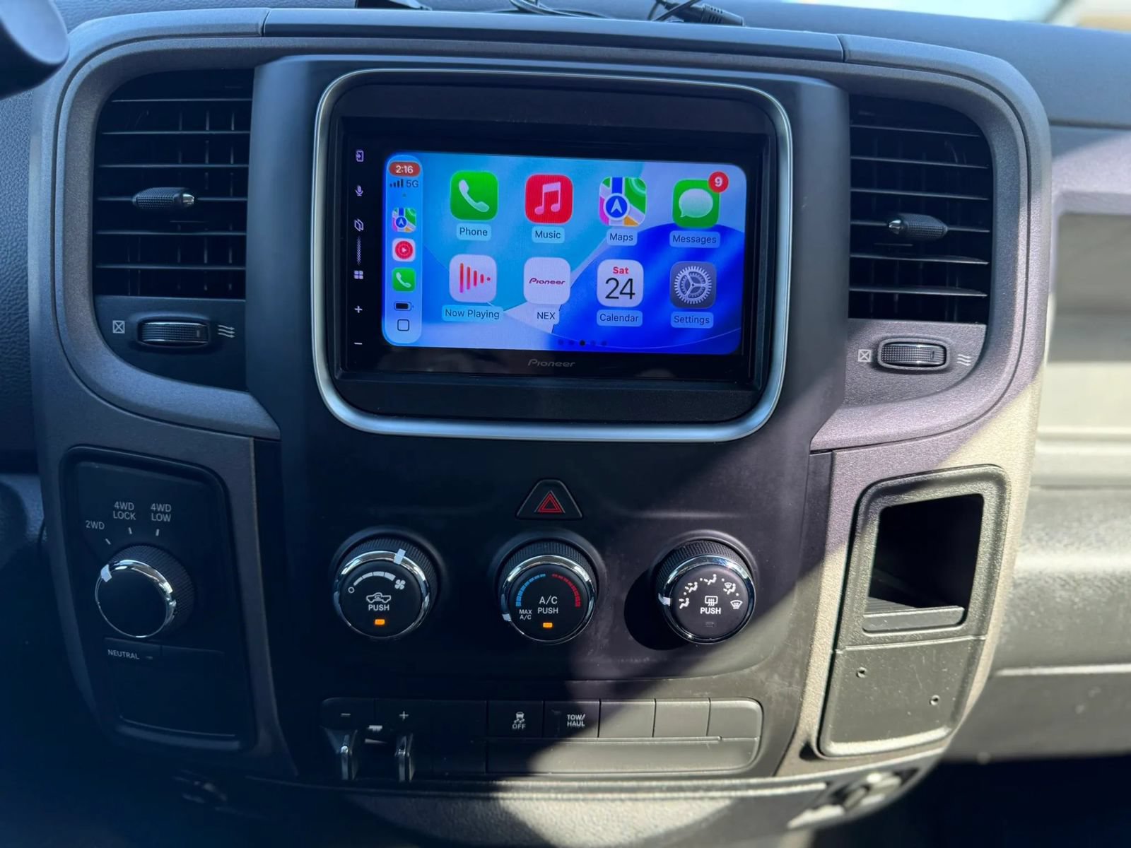 Used 2018 RAM 3500 Tradesman w/ Chrome Appearance Group AWD/4WD image 22