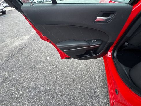 Used 2022 Dodge Charger SXT image 21