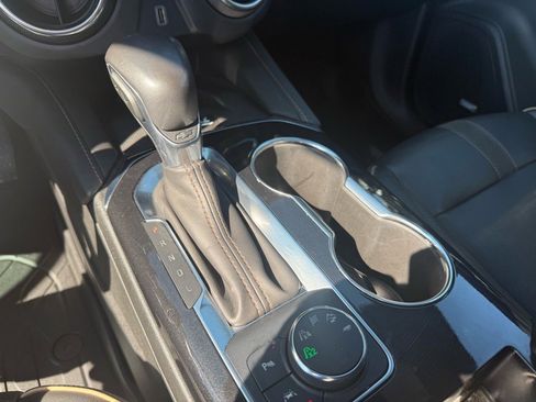 Used 2020 Chevrolet Blazer Premier w/ Driver Confidence II Package image 22