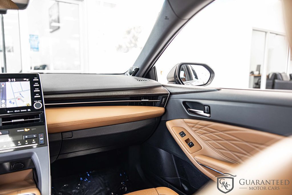 Used 2019 Toyota Avalon Limited w/ Advanced Safety Package FWD image 40