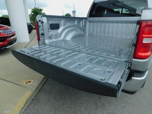 New 2025 RAM 1500 Laramie image 12