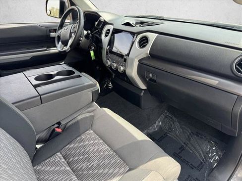 Used 2018 Toyota Tundra SR5 RWD image 15