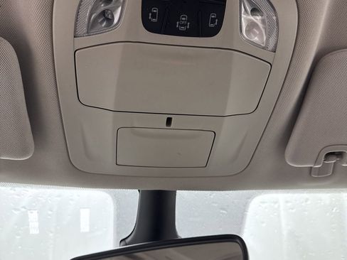 Used 2024 Chrysler Voyager LX FWD image 24