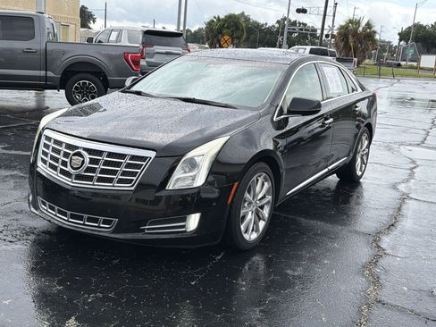 Used 2014 Cadillac XTS Luxury w/ Driver Awareness Package FWD image 7