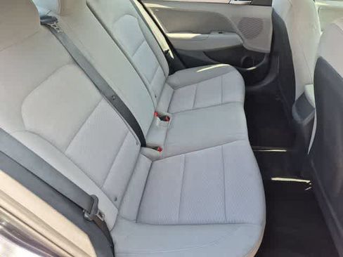 Used 2020 Hyundai Elantra SEL FWD image 20