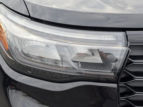 New 2026 Ford Explorer ST-Line w/ ST-Line Street Pack image 5