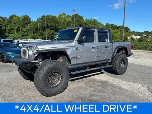 Used 2020 Jeep Gladiator Sport w/ Quick Order Package 24S AWD/4WD image 4