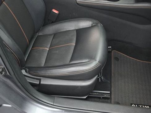 Used 2020 Nissan Altima 2.5 SR FWD image 30