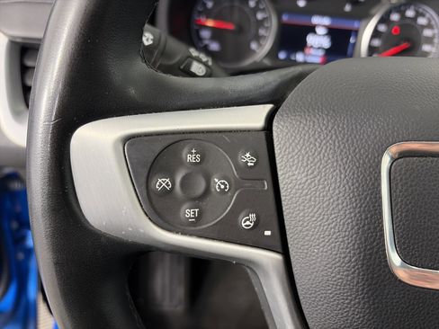 Used 2024 GMC Terrain SLT AWD/4WD image 35