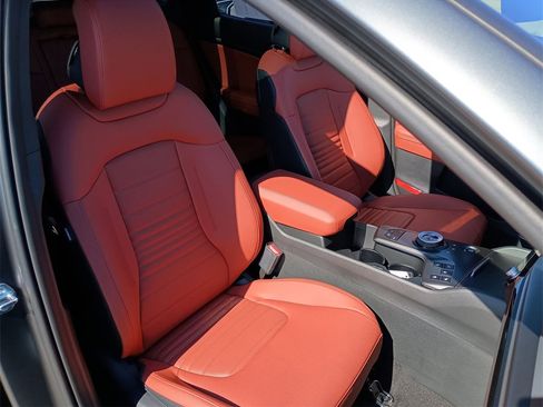 New 2026 Kia Sportage SX Prestige image 31