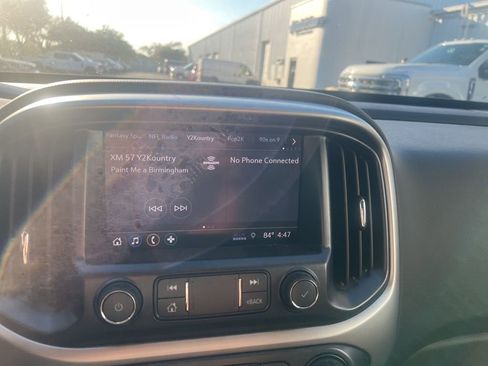 Used 2019 Chevrolet Colorado LT w/ LT Convenience Package image 12