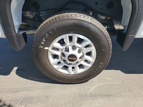 New 2026 GMC Sierra 2500 Pro RWD image 5