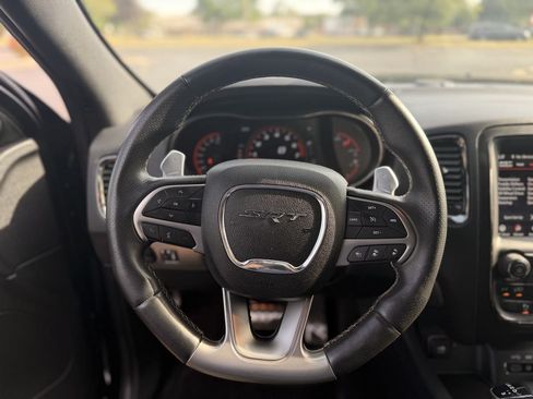 Used 2018 Dodge Durango SRT w/ Technology Group AWD/4WD image 22