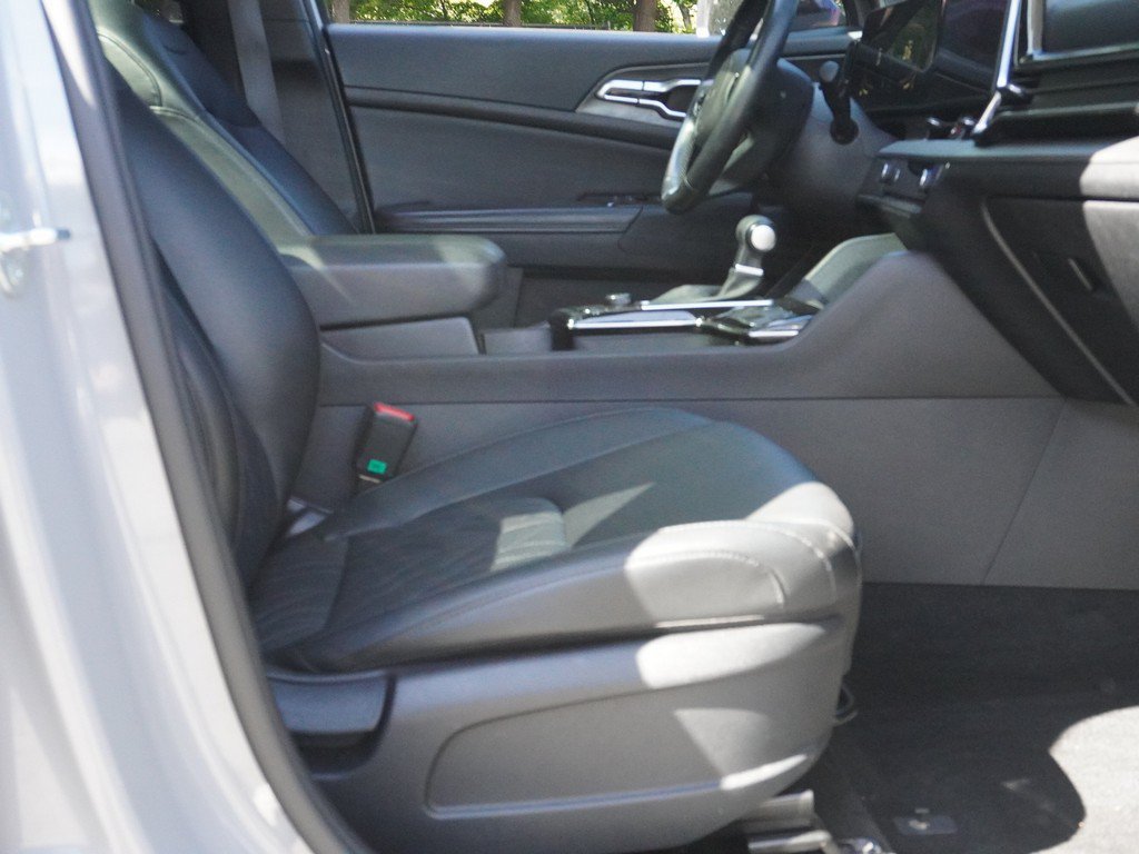 Used 2023 Kia Sportage X-Line w/ X-Line Premium Package AWD/4WD image 30
