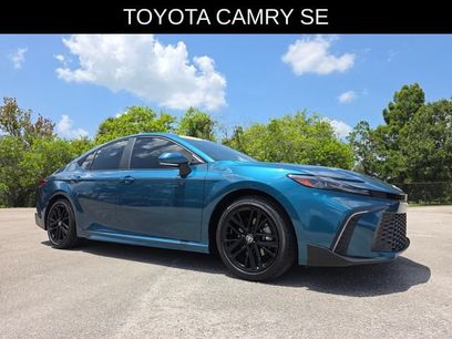 Used 2025 Toyota Camry SE w/ Convenience Package