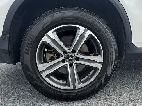 Used 2019 Mercedes-Benz GLC 300 4MATIC image 11