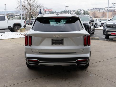 Certified 2023 Kia Sorento EX image 6