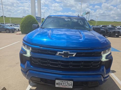 Used 2024 Chevrolet Silverado 1500 RST w/ Z71 Off-Road Package image 3