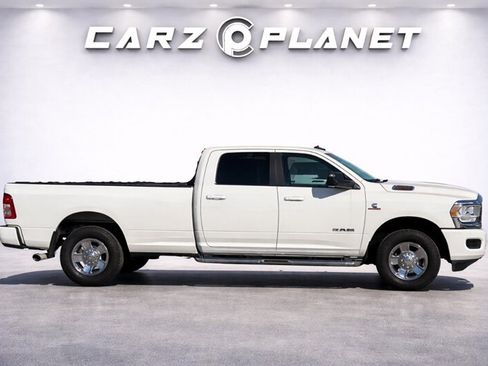 Used 2022 RAM 2500 Big Horn AWD/4WD image 2